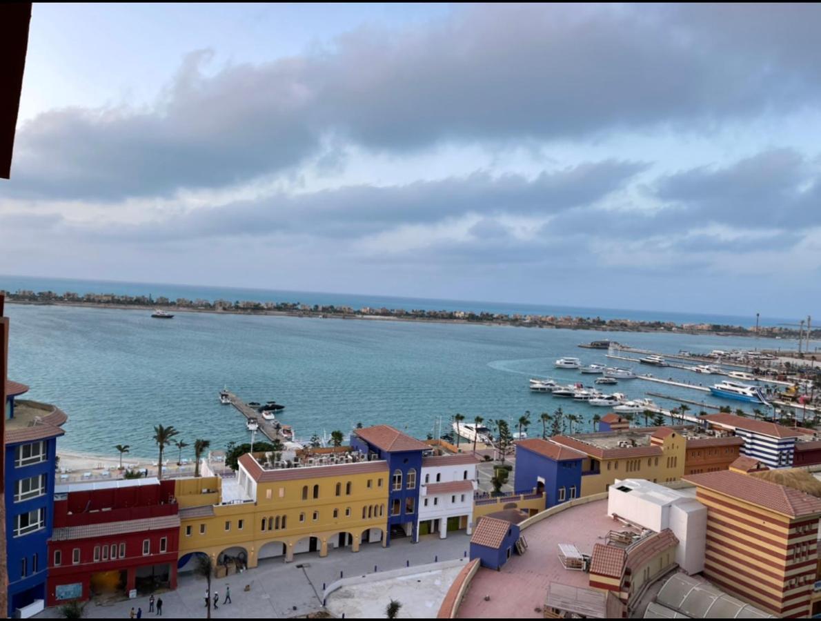 Sea View Apartment In Porto Marina 阿莱曼 外观 照片